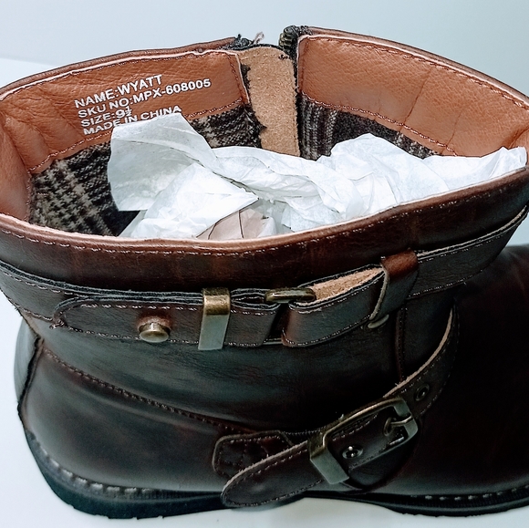 Polar Fox Wyatt Men's Dress Shoe - Picture 4 of 9